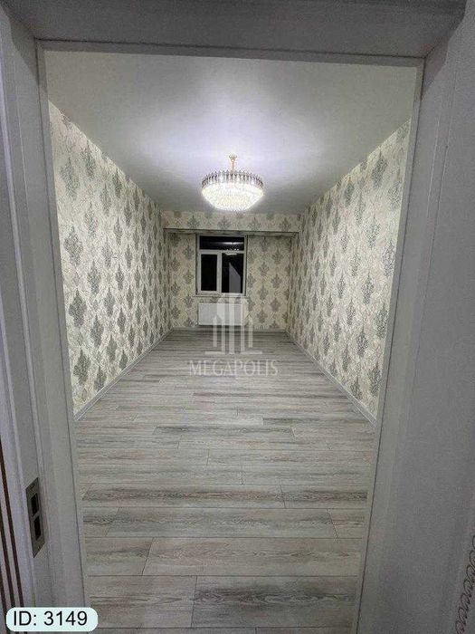 Kvartira sotiladi ️⃣№3149 5-mikrorayon somiy tarafda 2xonalik uyimiz