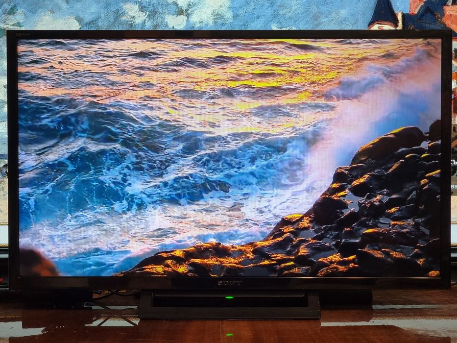 Телевизор / Sony - 32" - FullHD , Цифрова + Ефирна
