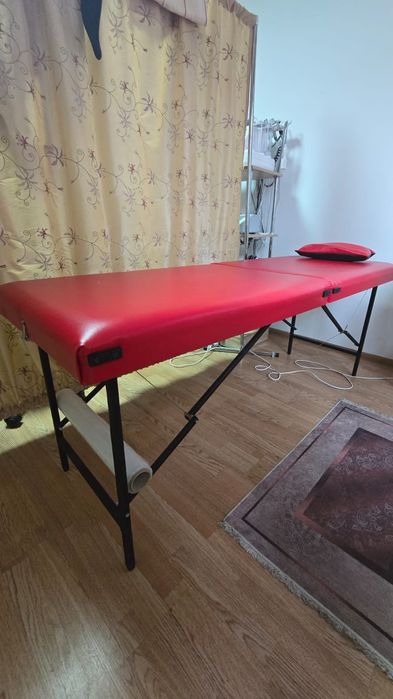 Кушетки и стулья