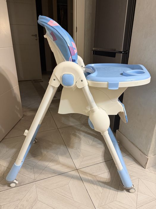 Детский столик для кормления
