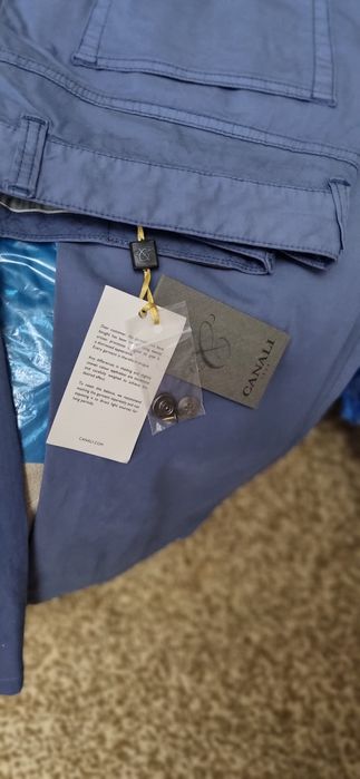 Вещи очень много все новое есть бу Canali BOSS  и др