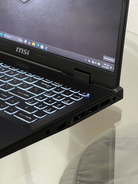 Msi Creator M16 I7-14700HX RTX 4060 32GB Ram 5600Mhz