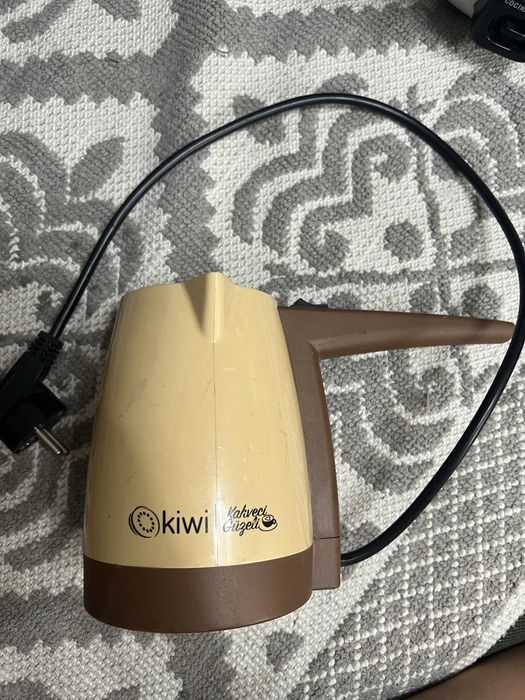 Электрическая кофеварка