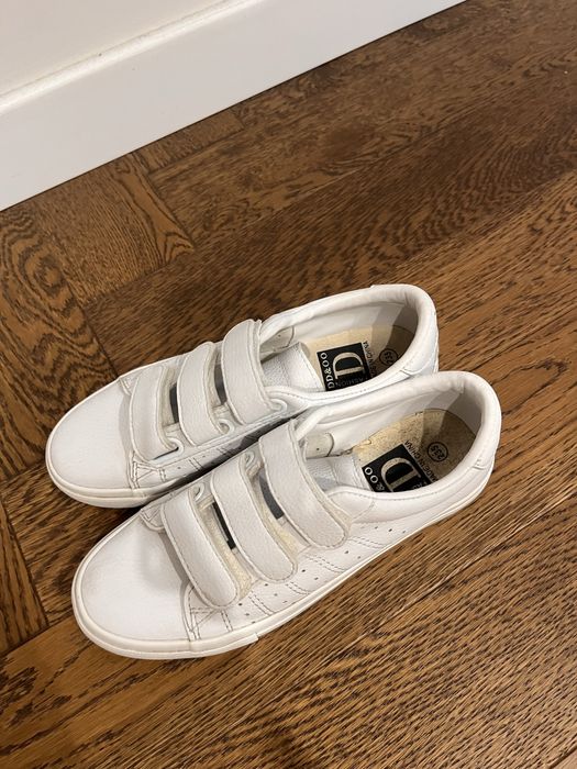 Продам белые кеды