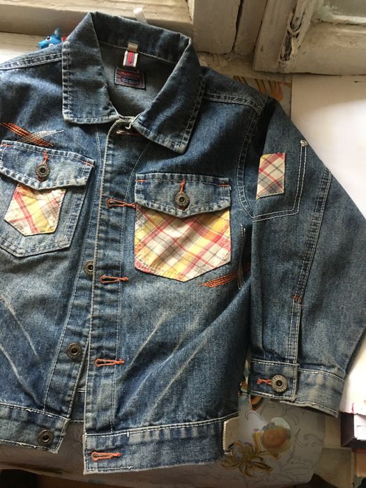 Продам сандали и кроссовки . размер 34..