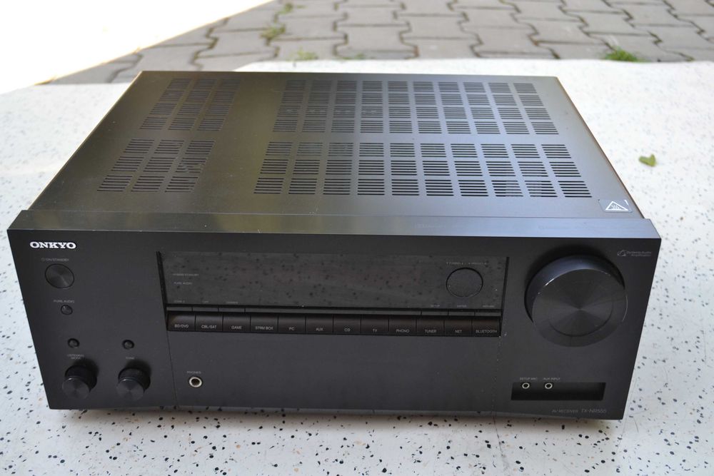 Amplificator Onkyo TX NR 555 Defect