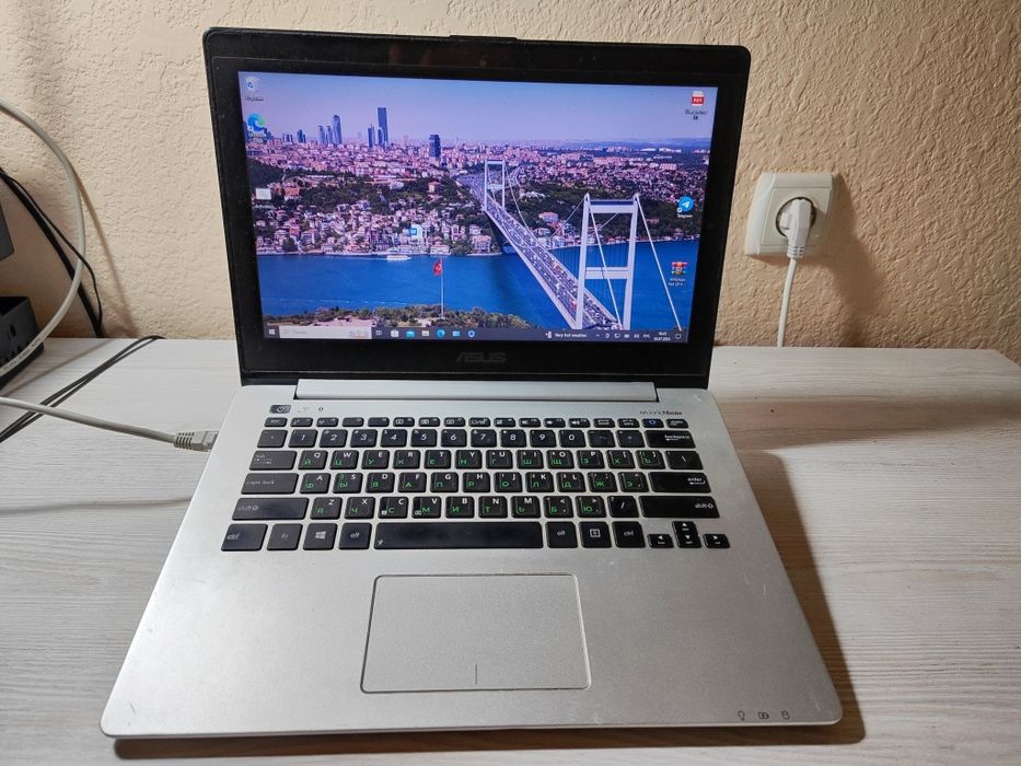 Kompyuter Asus notebook