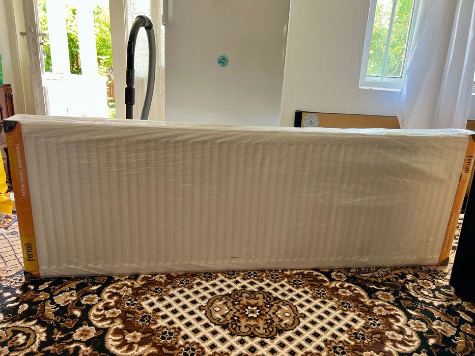 Calorifer FERROLI   L180 cm NOU
