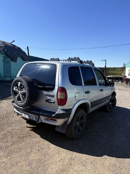 Chevrolet Niva на ходу