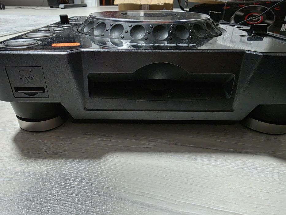 Console dj . Numark/pioneer