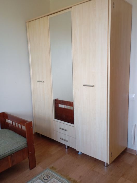 Продаю диваны , шкаф