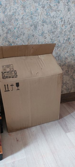 Продам видеокасеты VHS из 90 х
