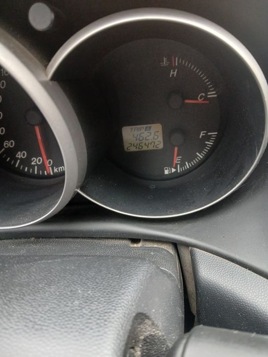 Автомобил Мазда 3