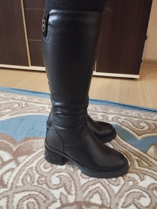 Продам женский сапоги европейка