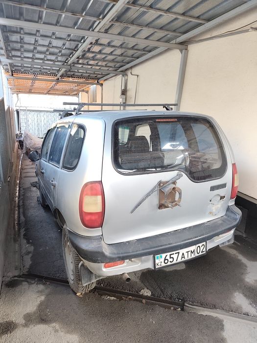 Продам шеви ниву 2004г.