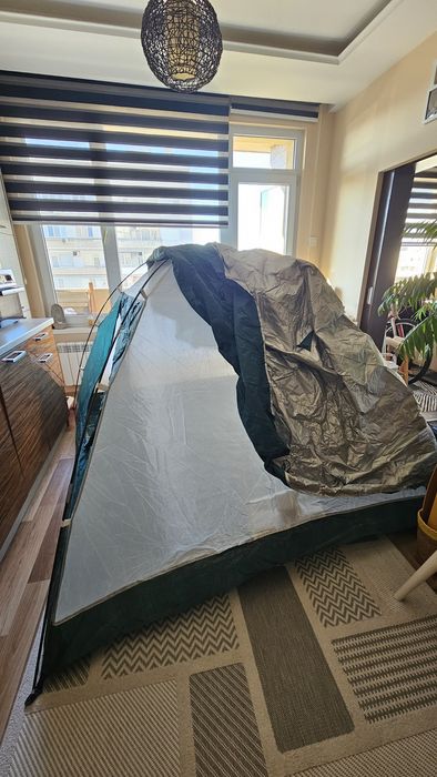 Палатка два слоя 240 х 200 х 152 (Д х Ш х В)