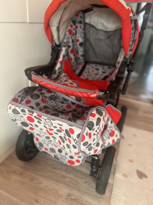 Коляска в хорошем состоянии