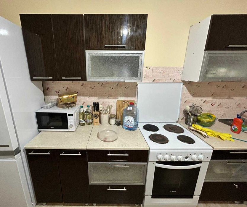 Продам кухонный гарнитур б/у