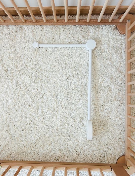 Стойка за въртележка за бебешка кошара Jabadabado