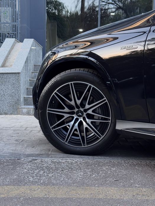 Mercedes Benz GLC43 AMG