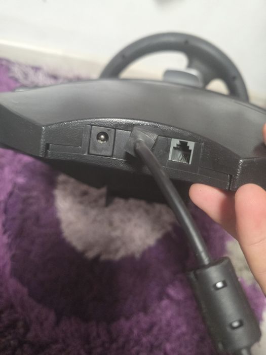 Volan Gaming Ferrari cu padele si 2 pedale