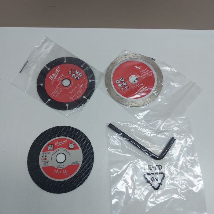 ПРОМОЦИЯ.Акумулаторен мултифлекс Milwaukee M12 FCOT-0