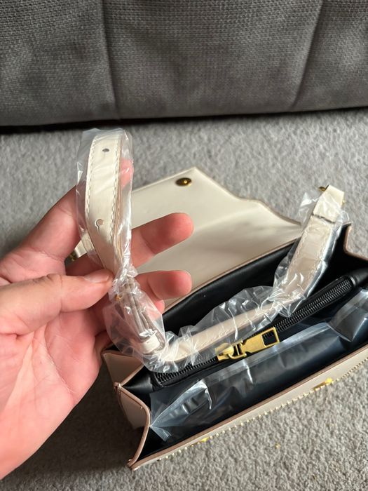 Луксозна дамска чанта