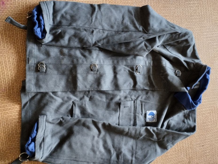 Костюм, спецодежда.