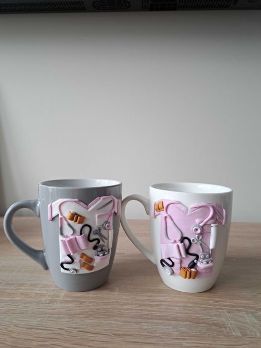 Ръчно декорирана чаша с полимернаглина" За лекър"