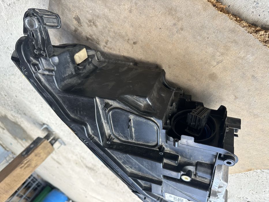 VW T-Roc ляв фар LED