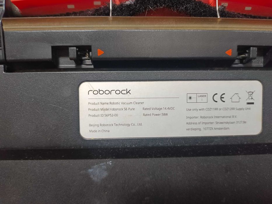 Моющий робот-пылесос Roborock S6 Pure с комплектом новых расходников