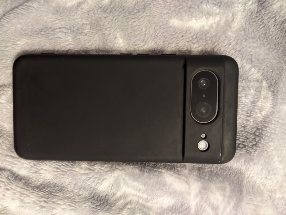 Google Pixel 8 разбит экран