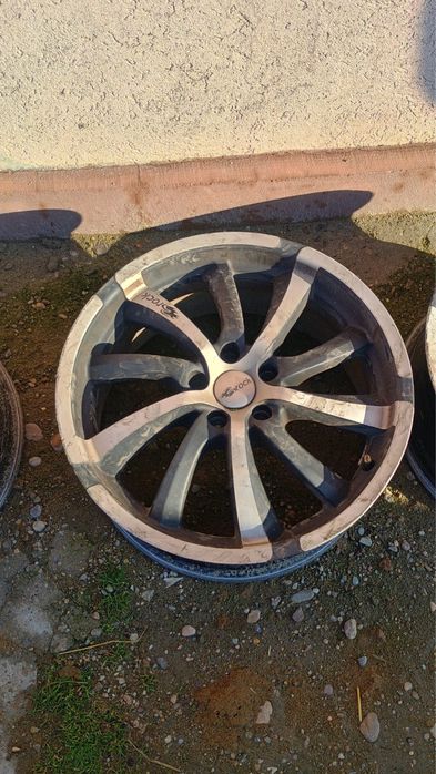 Jante aliaj, în state bună.