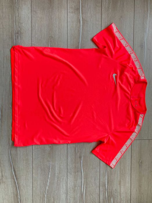 Найк Nike Dri Fit мъжка тениска размер L