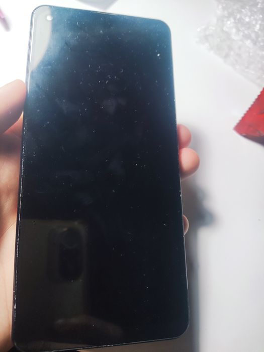 продаю телефон Самсунг а21 с