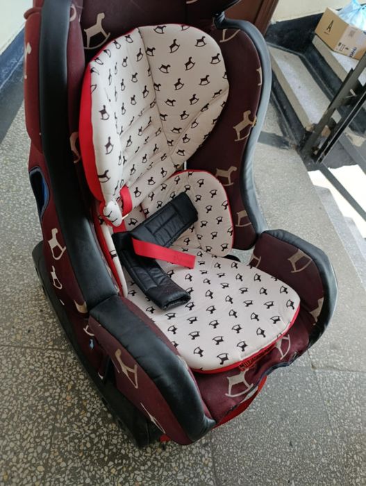 Столче за кола 0-25кг