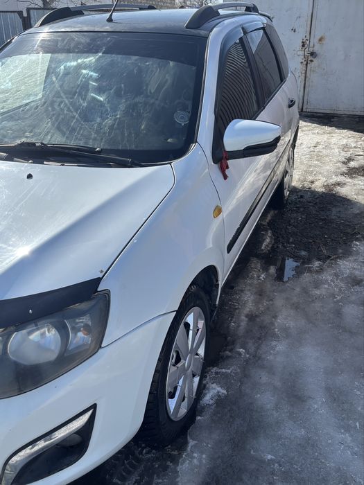 Продам машину Lada 2014г