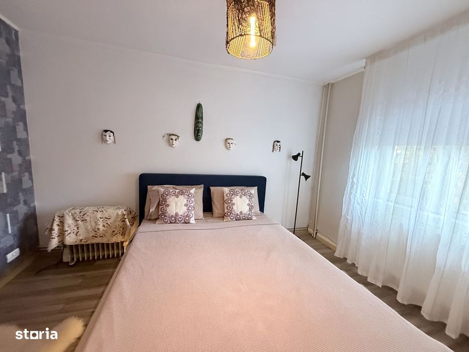 Apartament 3 camere renovat, Centrala proprie- Parc, scoli si stb