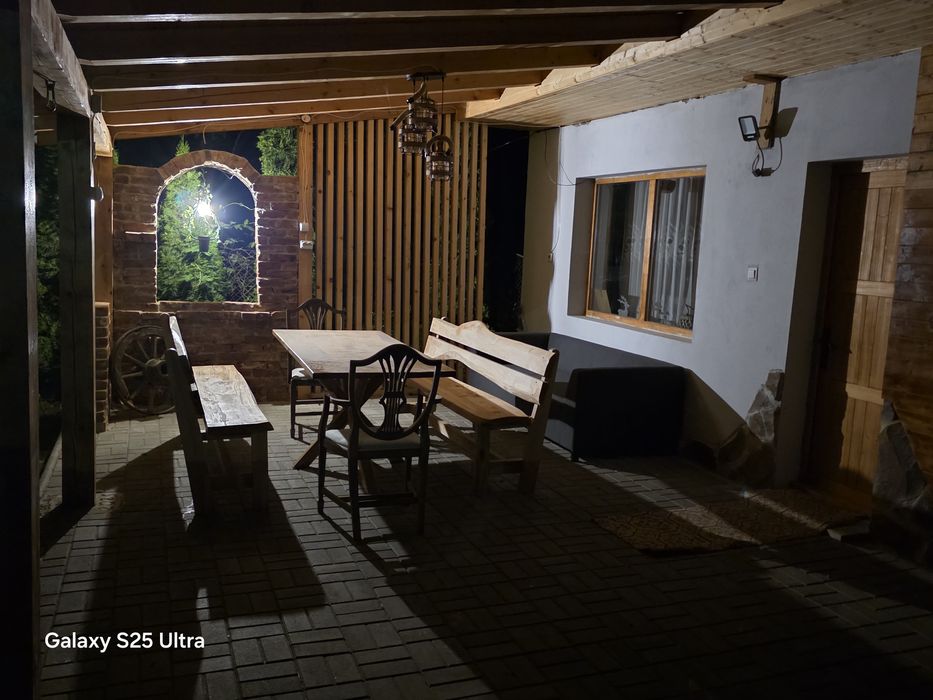 Închiriez cabana la Rastolita
