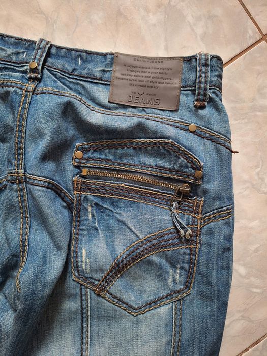 Blugi stil affliction