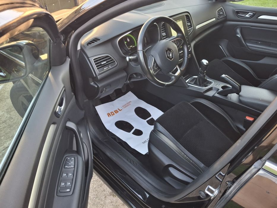 Renault megane 4 Limited edition 1.3 tce /2019 distribuție schimbată recent