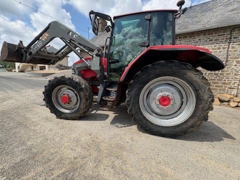 Tractoare și materiale
