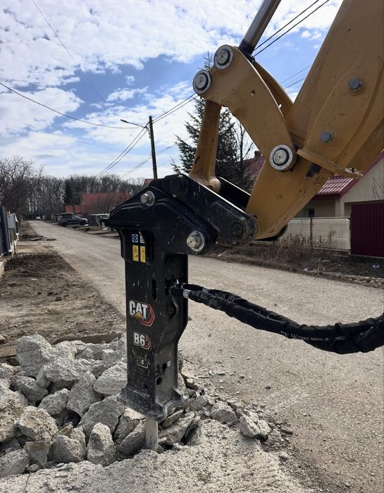 De închiriat buldoexcavator Iasi