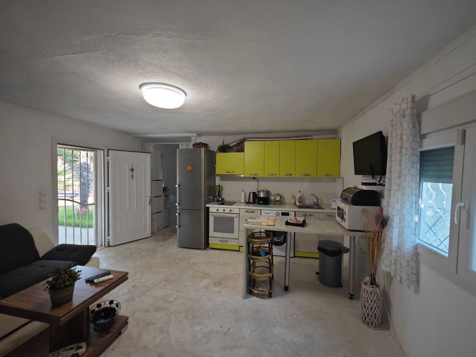 Къща под наем в Паралия Офринио