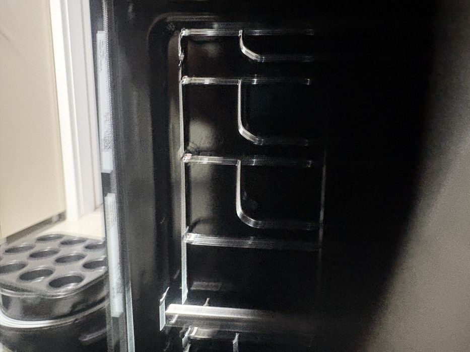 Фурна за вграждане Beko BBIE12300XD – ЧИСТО НОВА, 3 г. гаранция, 72L, SteamShine, Инокс