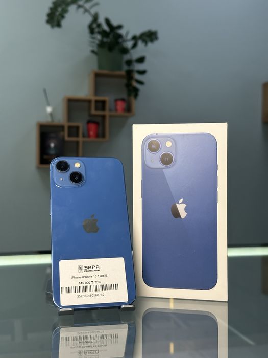 айфон 13 синий идеал