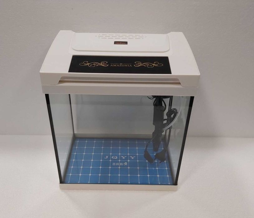 Аквариум 17 литра - оборудван