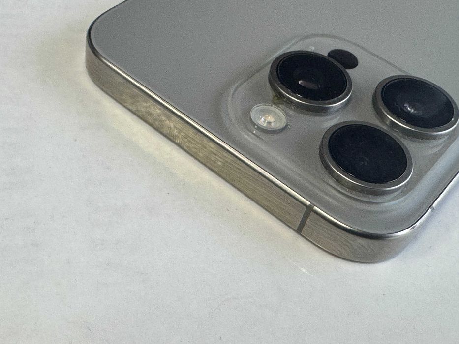 iPhone 15 Pro Max 256gb фабрично отключен