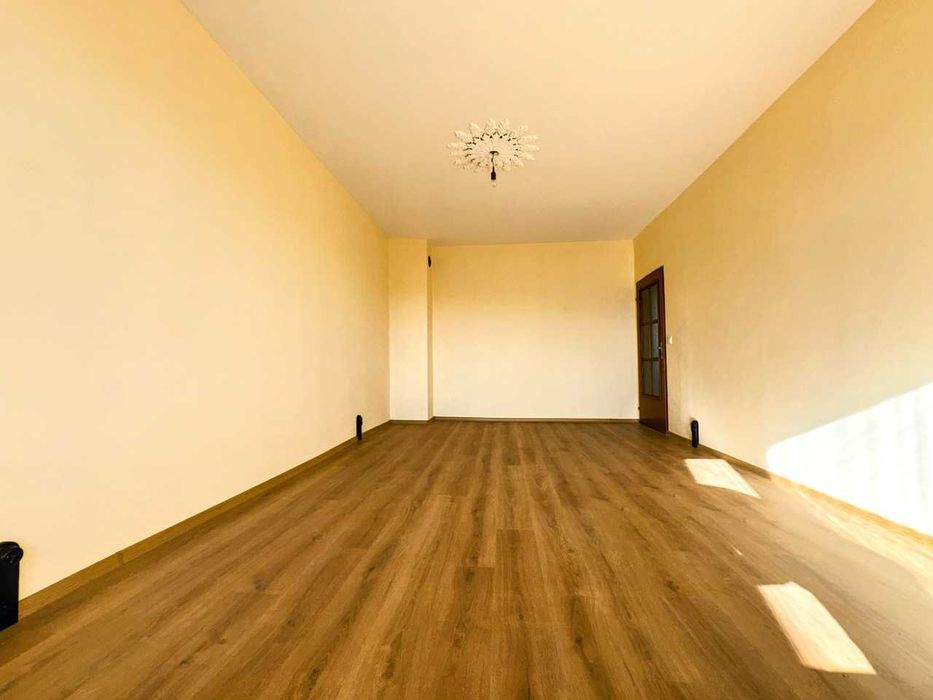 Дава се под наем Двустаен апартамент в Разград, Лудогорие - 60 кв.м за 61200 € - Снимка #1