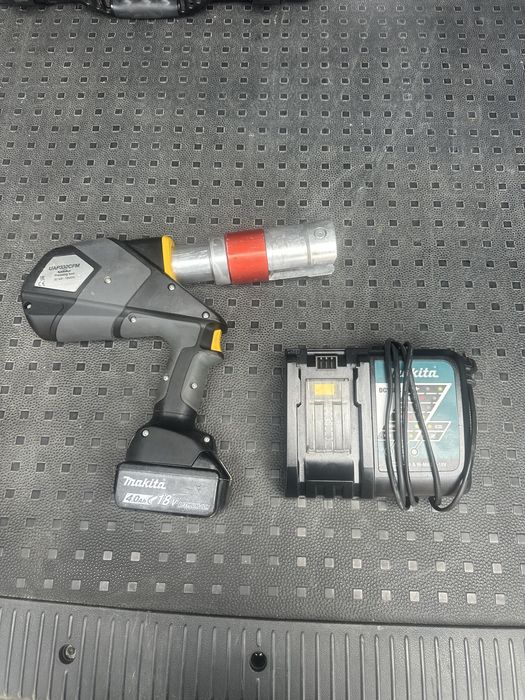 Presa sertizare KlauKe mare UAP332CFM